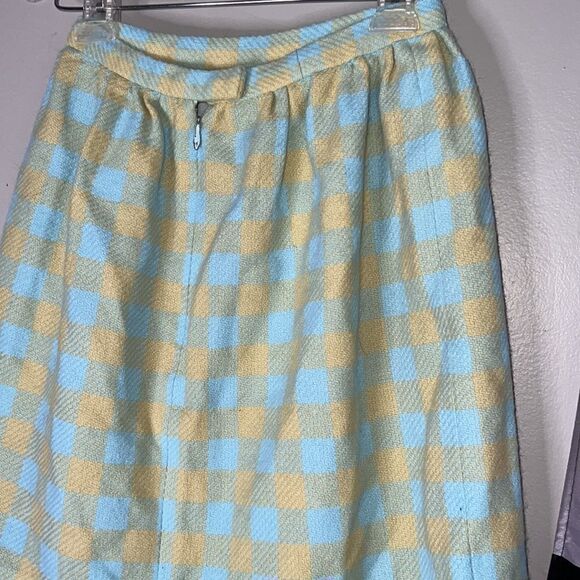 Vintage 1970s yellow and blue checkered mini skirt, size extra small/24” - Picture 7 of 12